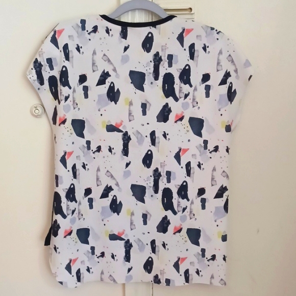 Zara Abstract Art Blouse - Picture 3 of 8